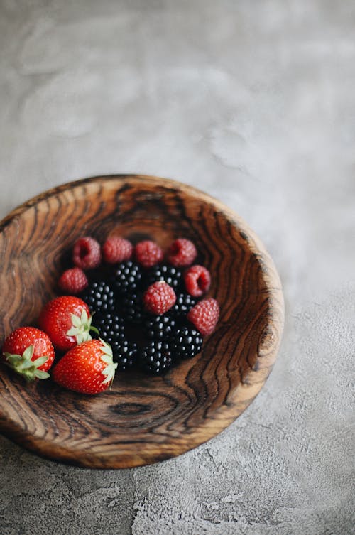 Kostenlos Kostenloses Stock Foto zu brombeeren, erdbeeren, frucht Stock-Foto