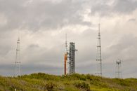 Artemis I on launch pad