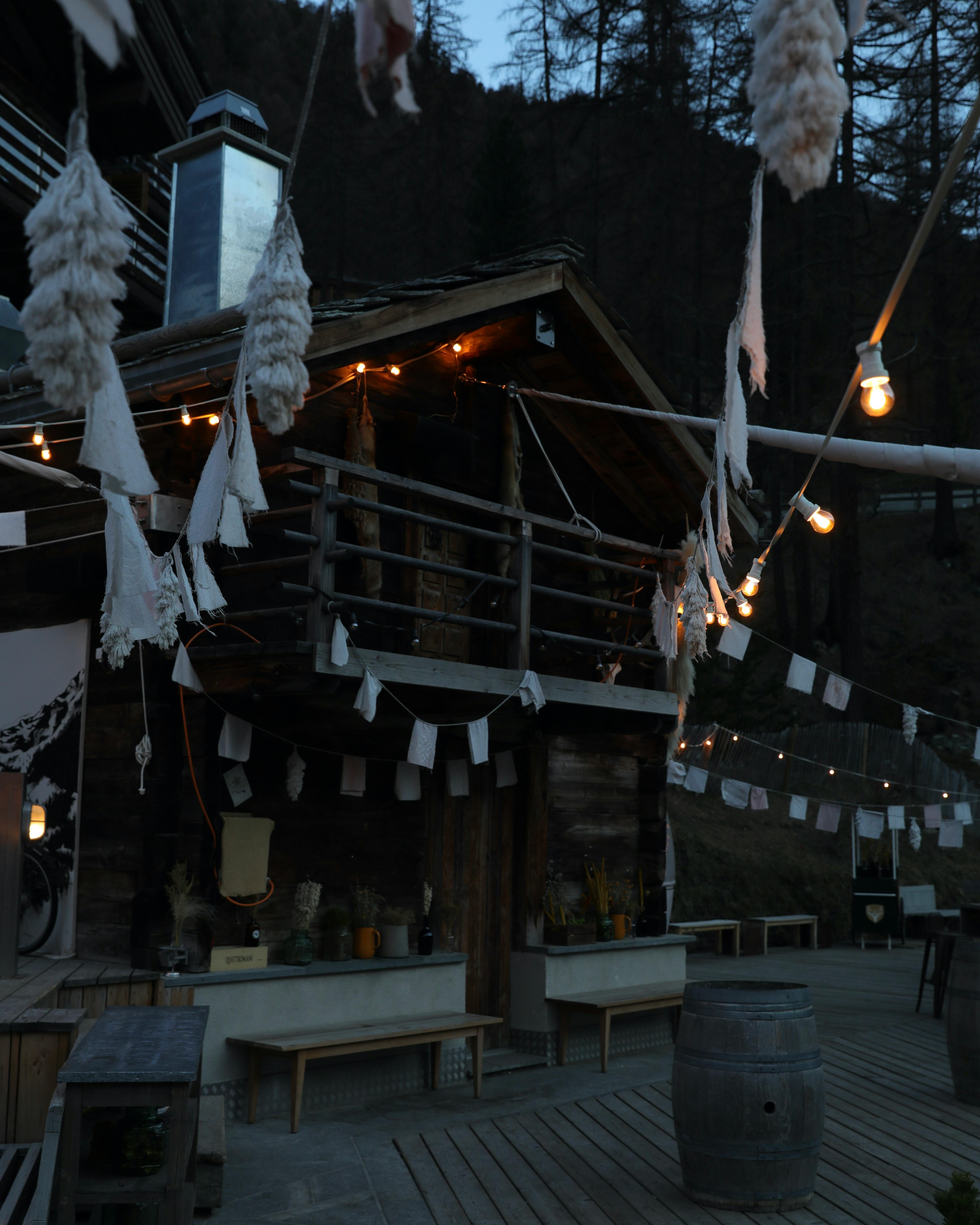 Why do Florida houses not have gutters?