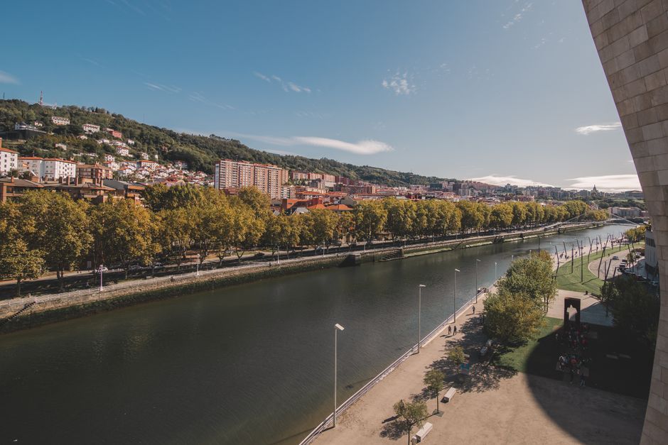 Miércoles soleado en Bilbao y Donostia: máximas de 26°C y vientos moderados