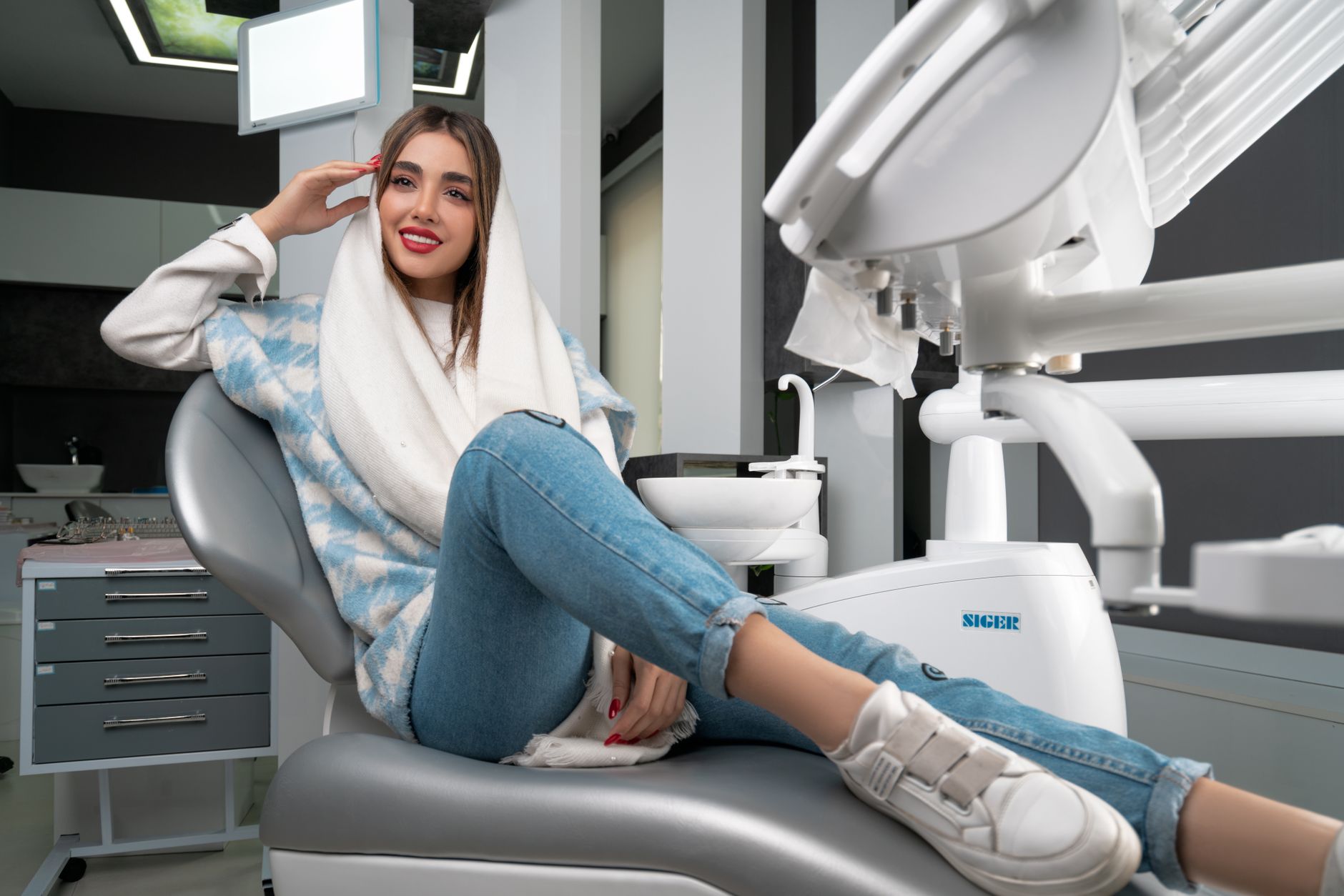 Peeling Elétrico em Campinas: Desvendando o Valor da Renovação Cutânea - Augusta Perfection