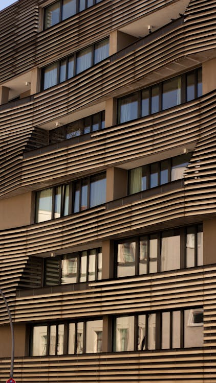 Základová fotografie zdarma na téma detail, exteriér budovy, hnědá budova