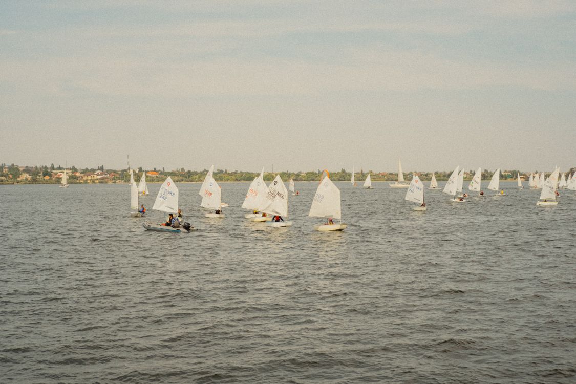 People Riding Boats in the Sea · Free Stock Photo
