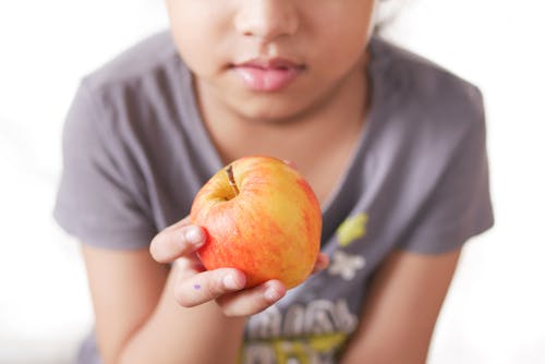 Gratis Foto stok gratis anak, apel, buah Foto Stok