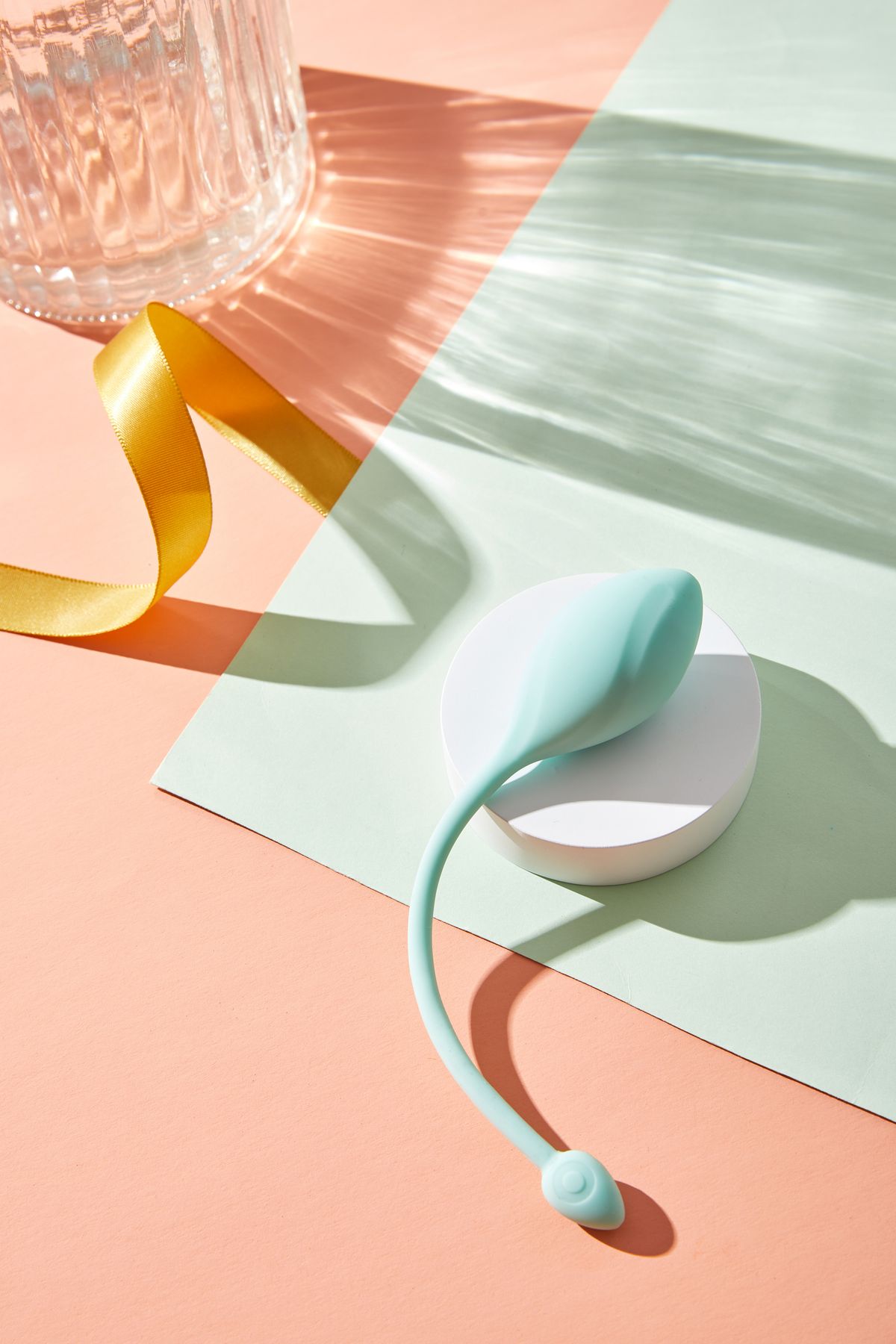 Anel Duo — Acessório flexível para momentos a dois.