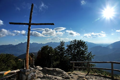 Tuscany mountains Alpi Apuane