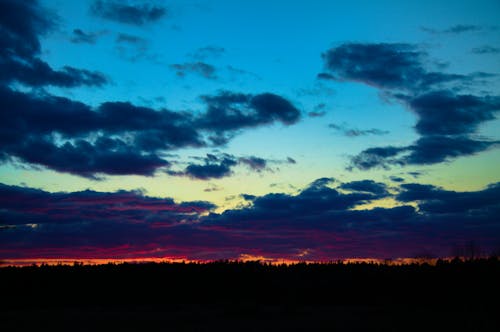 Безкоштовне стокове фото на тему «przyroda, гарний захід сонця, краєвид»