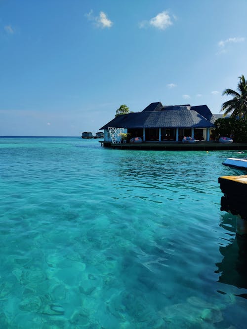 Foto profissional grátis de água, casa de campo, cênico