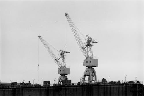 Gratis lagerfoto af havneby, kraner, kvadratisk format Lagerfoto