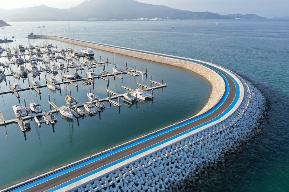 comparison of a vertical seawall to a curved seawall - Seawall construction methods comparison of a vertical seawall to a curved seawall - Seawall construction methods