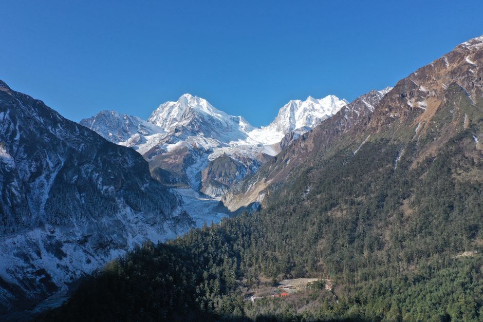 Hailuogou Glacier Sichuan — Accommodation Options