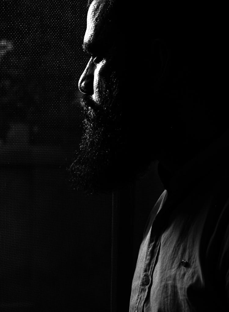 Monochrome Photo Of Side Profile Of A Man 