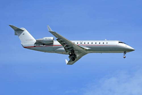 Foto profissional grátis de aeronáutica, aeronave, airbus
