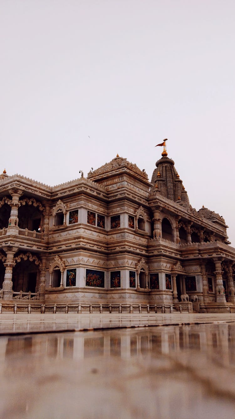 Prem Mandir Hindu Temple In Vrindavavn, India