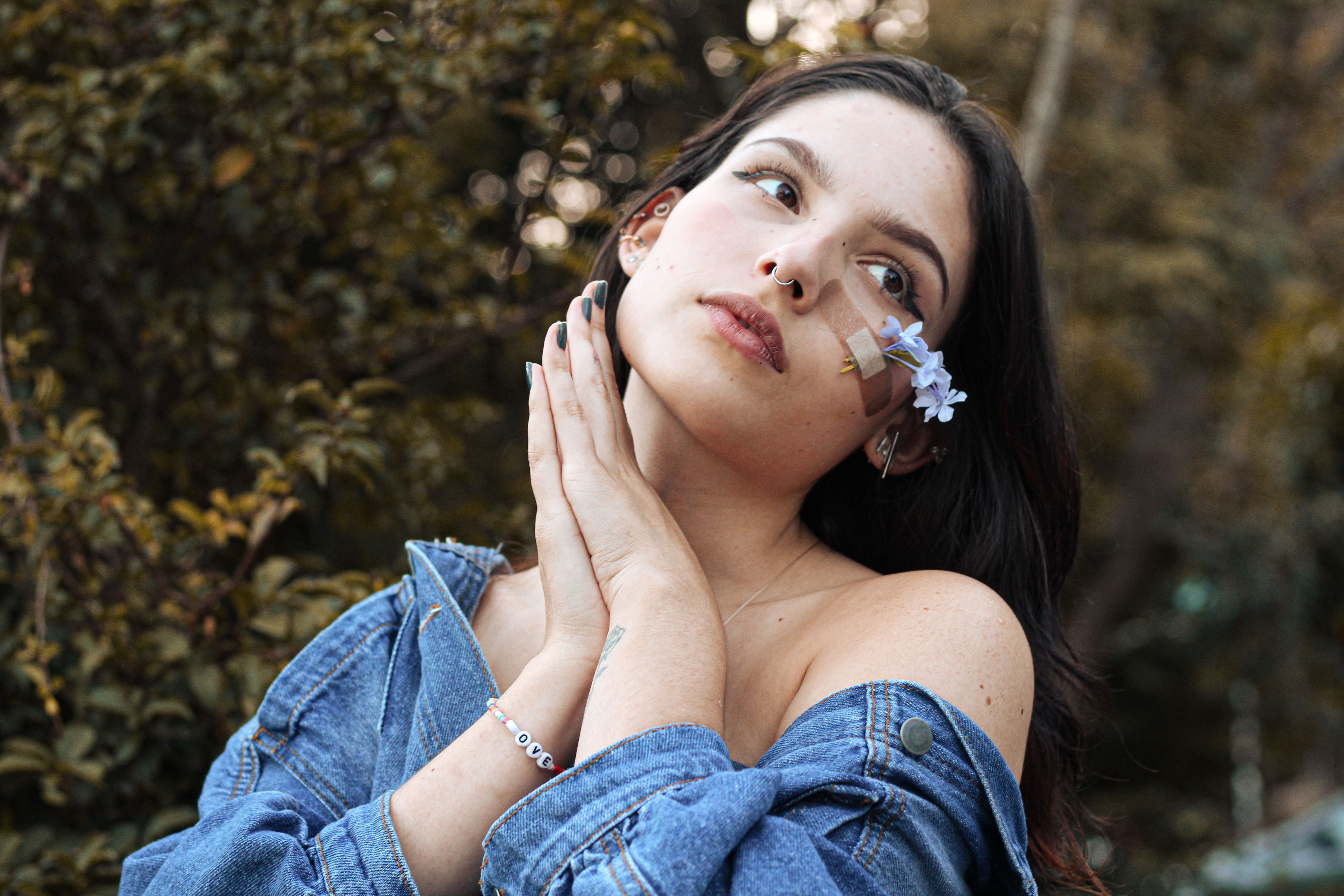 Botox for neck bands