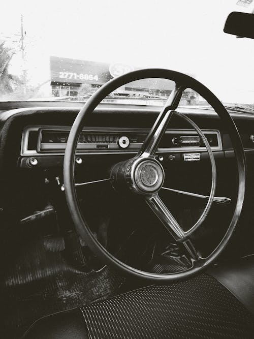 Free Steering Wheel of a Vintage Car Stock Photo