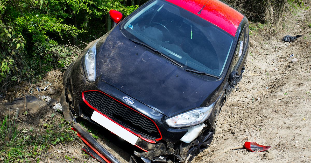 no win no fee road traffic solicitors How to Choose a No Win No Fee Solicitor for Road Traffic Claims — How to Choose a No Win No Fee Solicitor for Road Traffic Claims — Damaged car after an accident on a dirt road in Wel…