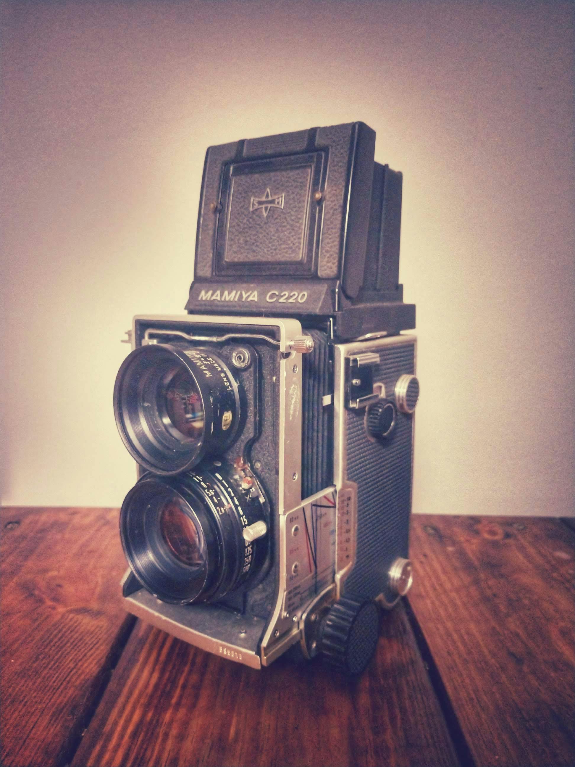 Free stock photo of analog camera, tlr, twin lens reflex