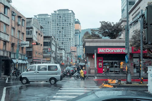 Foto stok gratis bangunan, di luar rumah, jalan