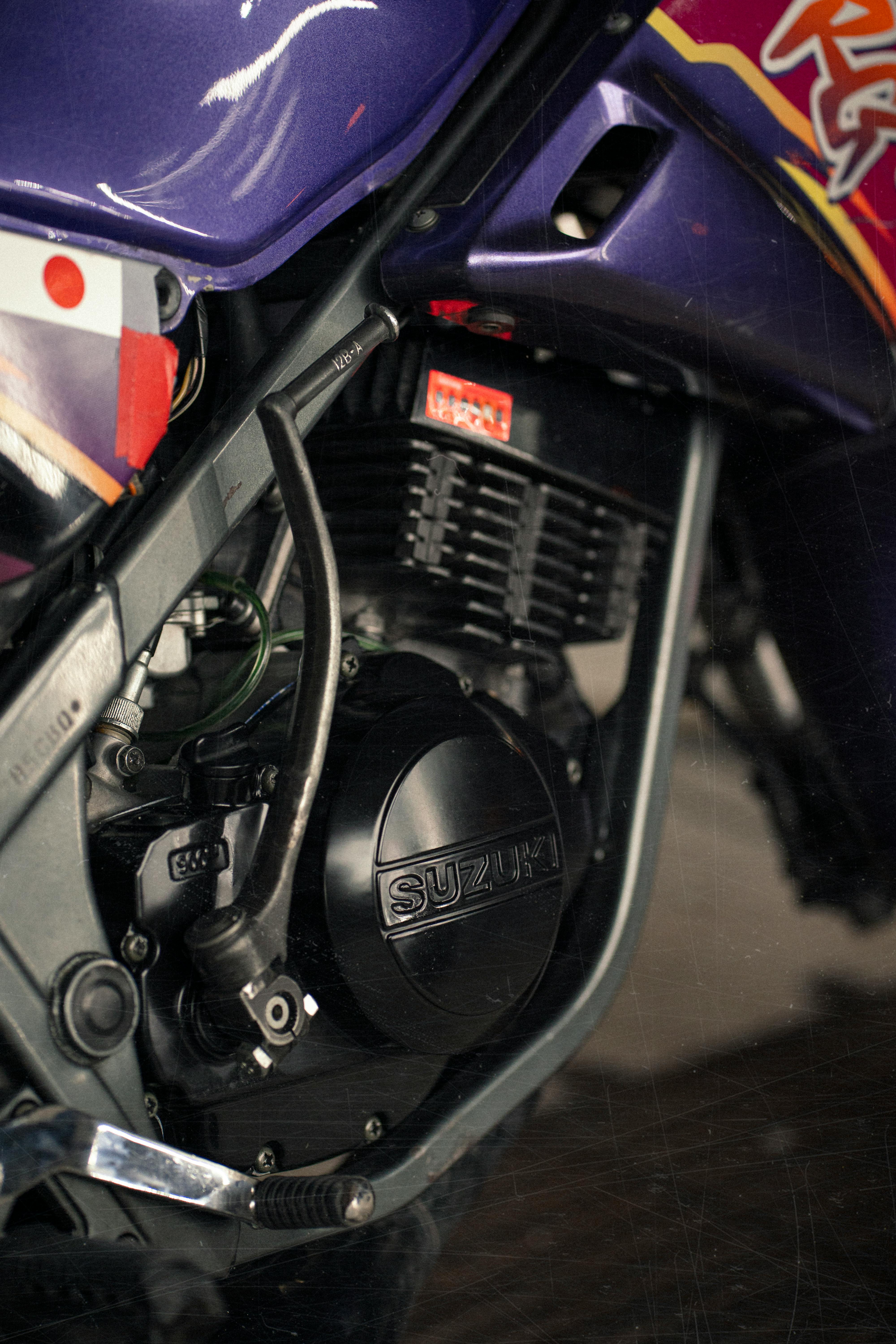 Suzuki Engine Photos, Download The BEST Free Suzuki Engine Stock Photos