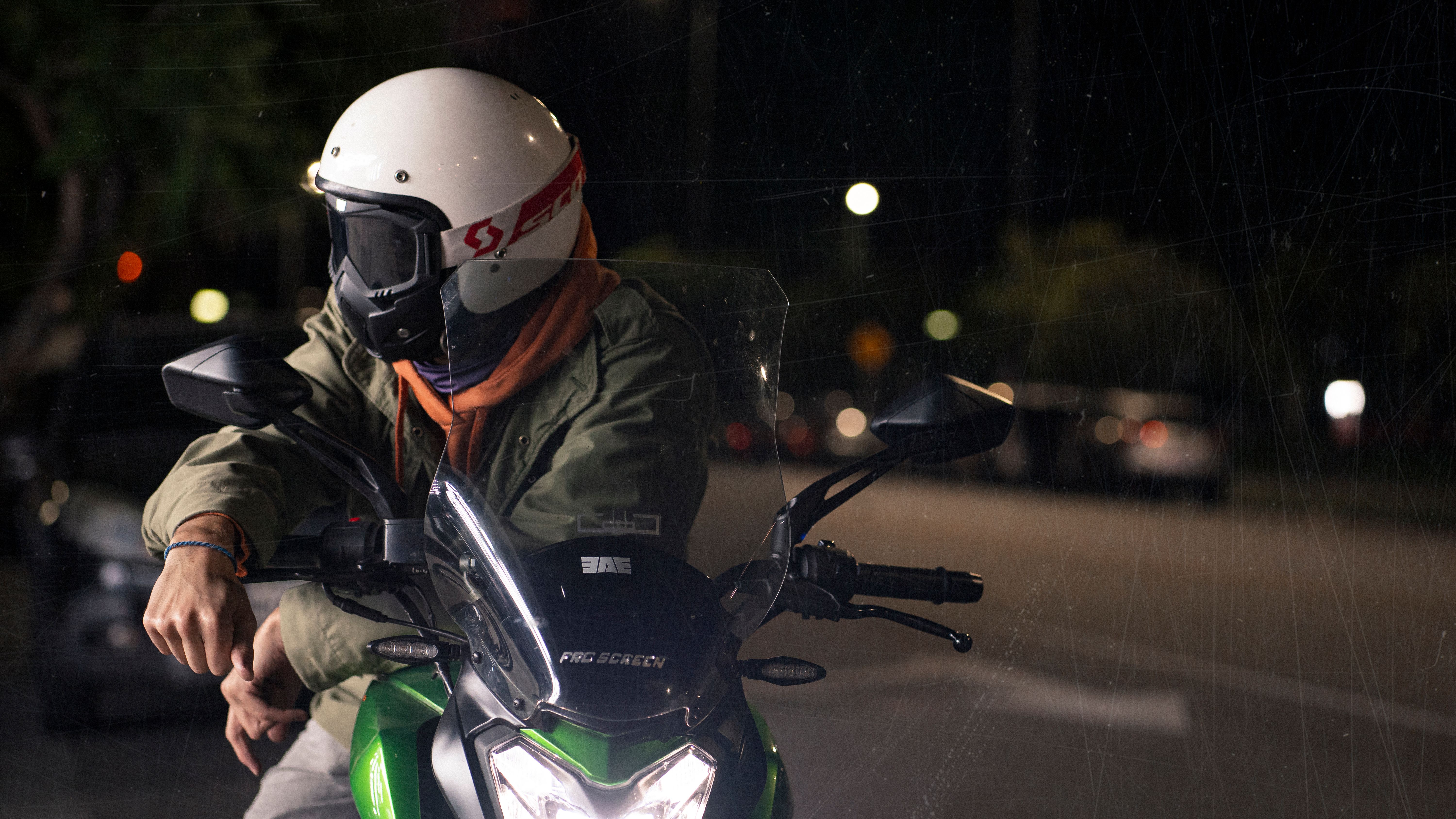 ContiScoot: over 30 Tire Sizes for Urban Mobility and Everyday Commuting — Photo by Mario Amé on Pexels