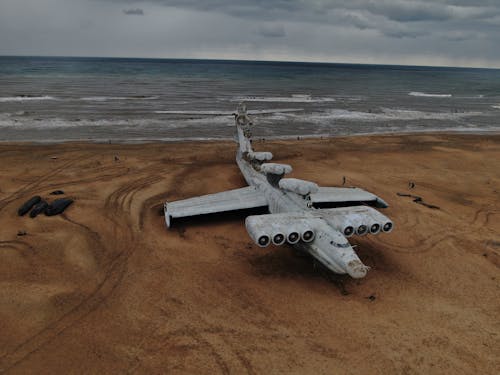 Ücretsiz çöl, deniz, hava aracı içeren Ücretsiz stok fotoğraf Stok Fotoğraflar
