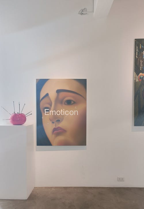 Darmowe zdjęcie z galerii z emocja, farba, kobieta