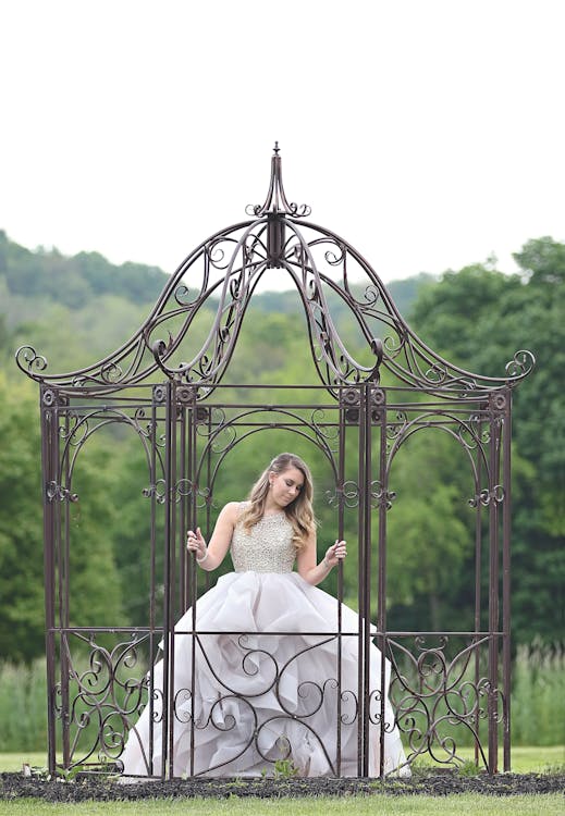 Fotobanka s bezplatnými fotkami na tému altán, blond, krása