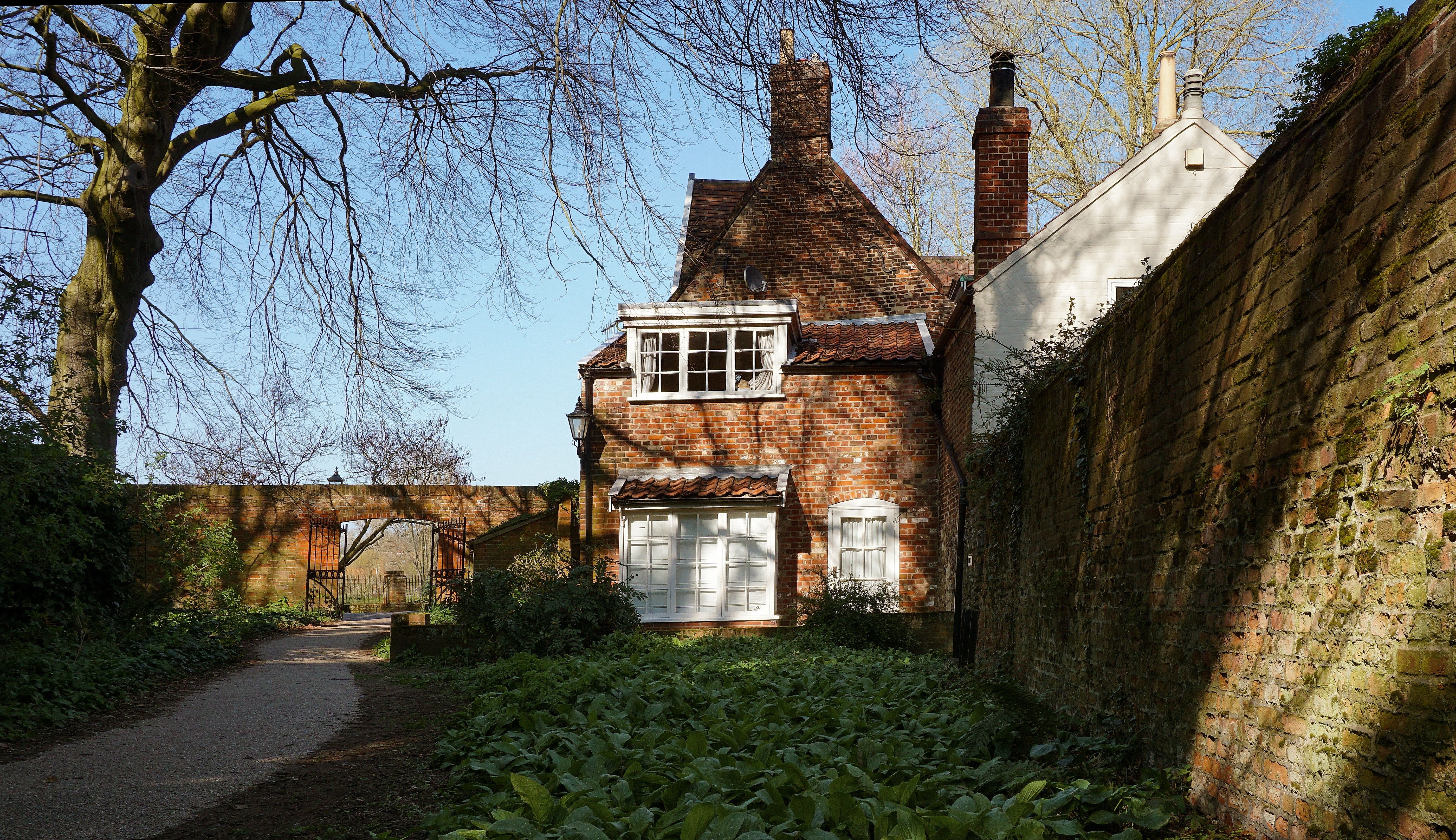 Inside Voysey House – the archival home of Sanderson Design Group — Photo by Suzy Hazelwood on Pexels