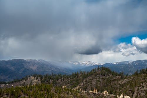 Kostnadsfria Kostnadsfri bild av bergen, dimma, fågelperspektiv Stock foto
