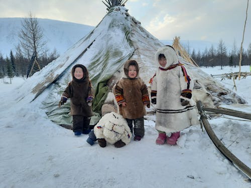 Bezpłatne Darmowe zdjęcie z galerii z dzieci, inuit, namiot Zdjęcie z galerii