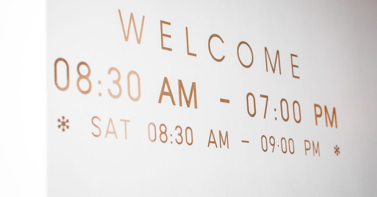 Elegant Welcome Sign · Free Stock Photo