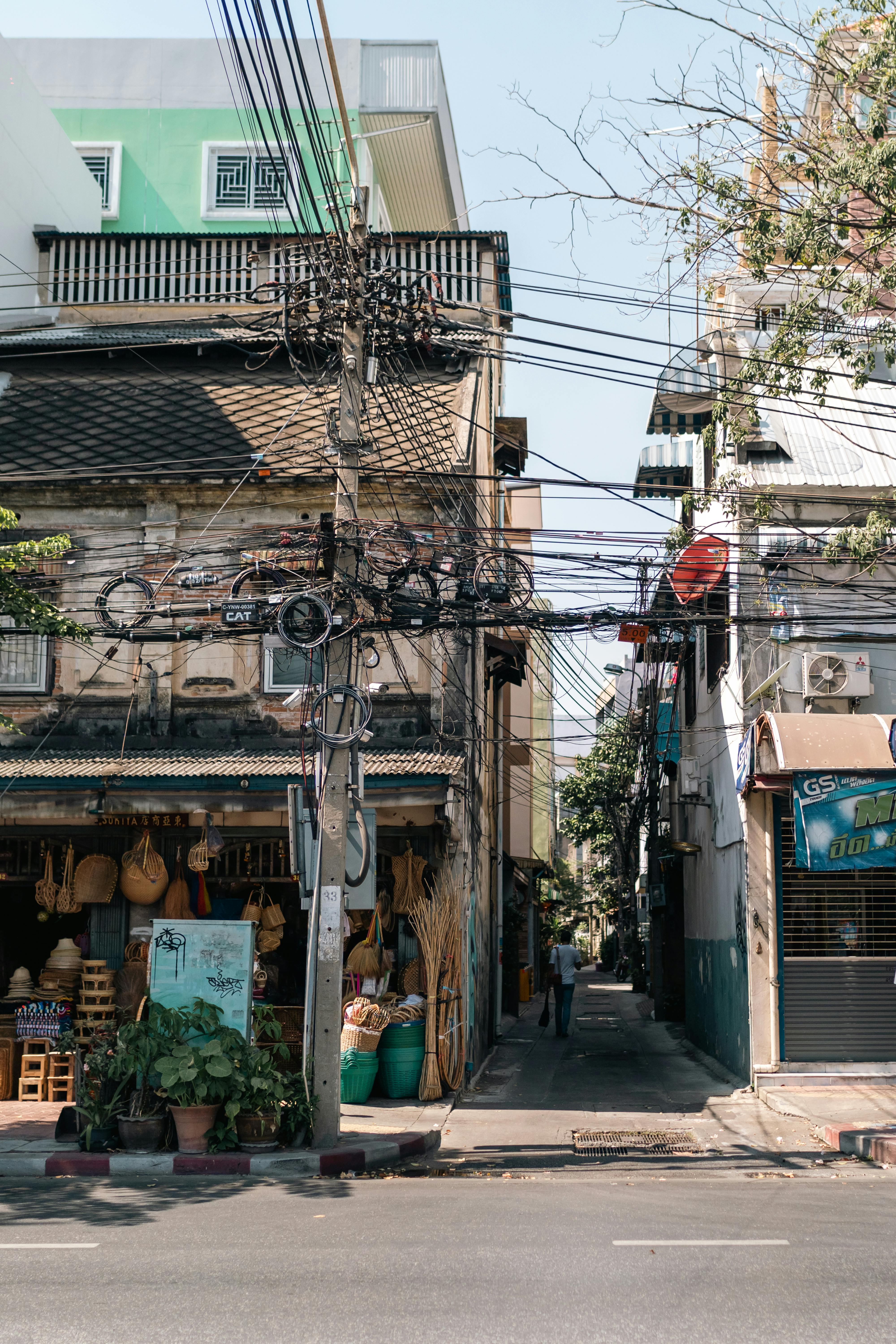 Is gas still cheaper than electricity 2022?