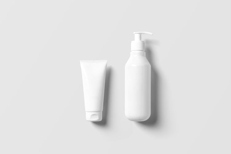 Free Squeeze Cosmetic Tube And Dispenser Cosmetic Bottle Mockup