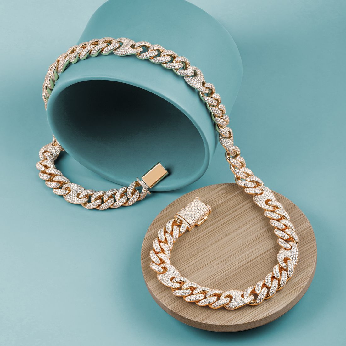 Gold chains and jewelry evaluated by NYC gold buyers
