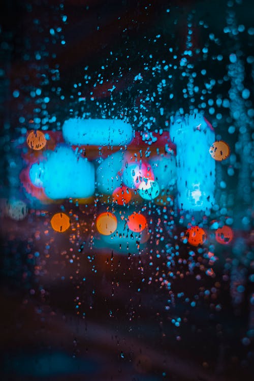 Fotografía De Enfoque Superficial De Gotas De Agua