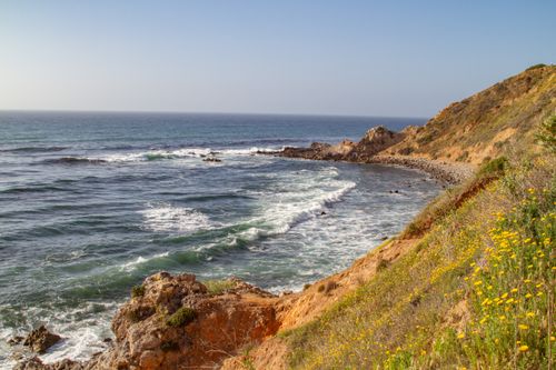 Free Breathtaking view of the coast at Rancho Palos Verdes, California with waves crashing against rocky shores. Stock Photo