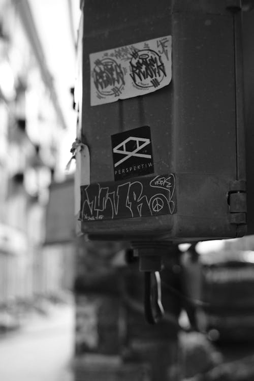 Free Ilmainen kuvapankkikuva tunnisteilla ajoneuvo, auto, graffiti Stock Photo