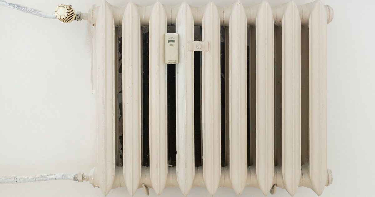 Radiateur équipé d'un répartiteur de frais de chauffage