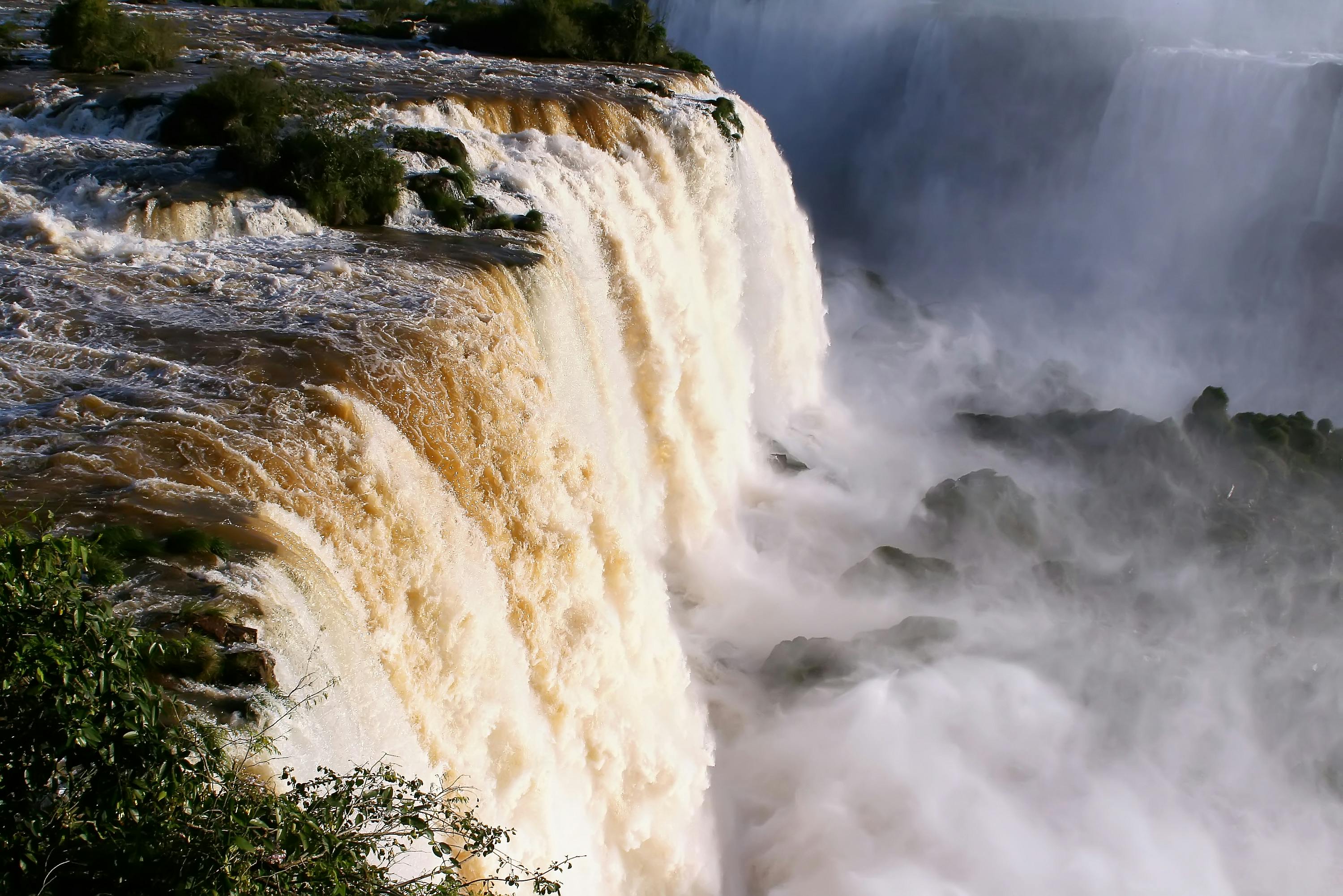 iguazu falls