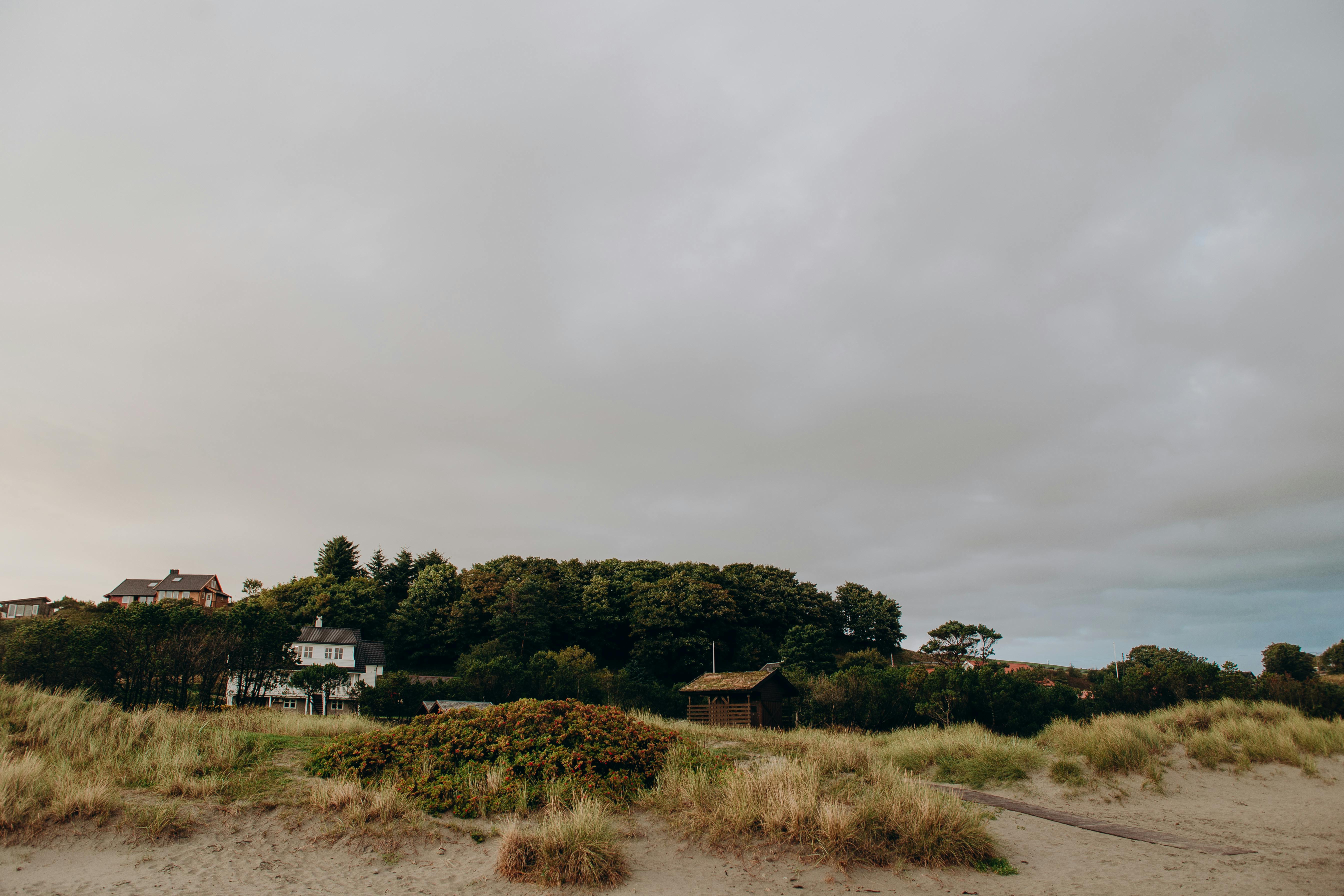 How much do a fold houses cost?