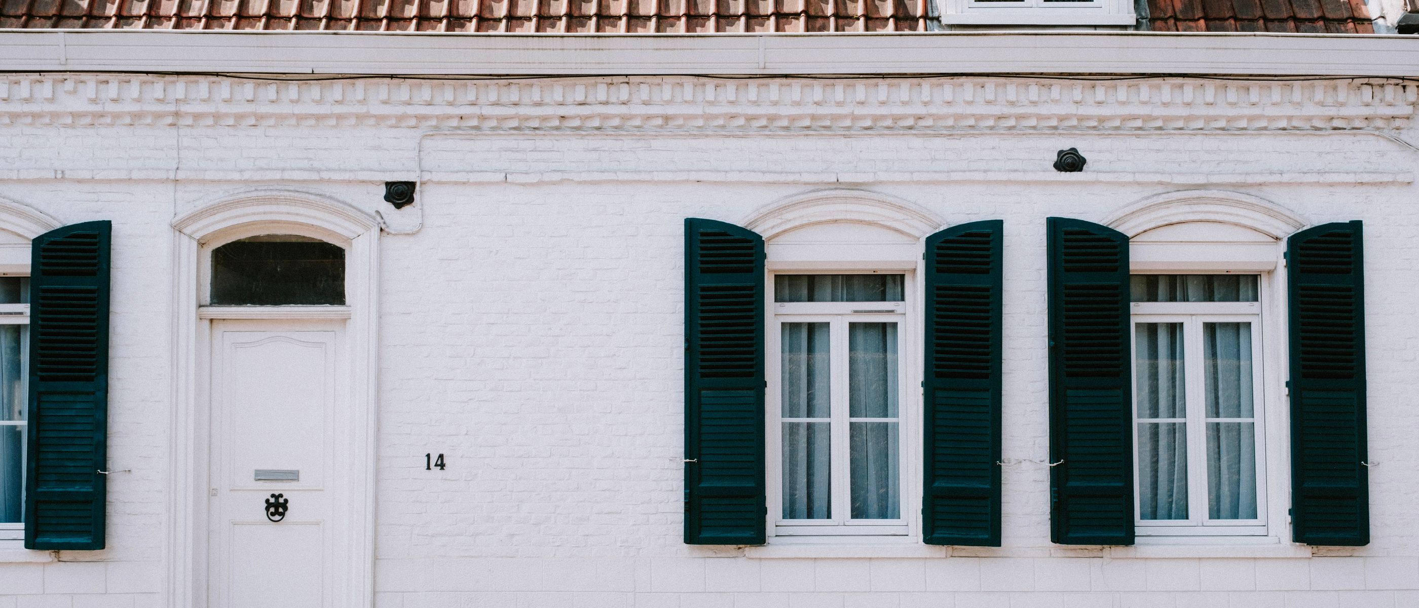 House Painting in Downe — quality trade paint going on in two coats