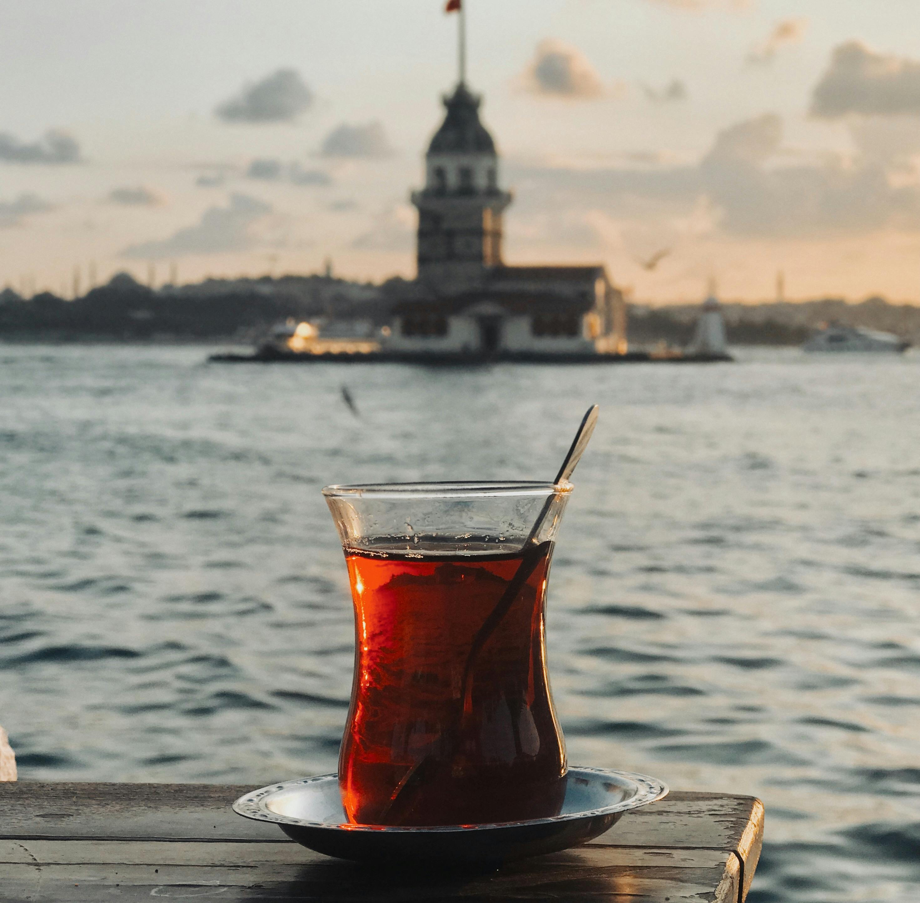 Boğaz Ağrısına Karşı Hızlı Sonuç Veren Bitkisel Çay Tarifleri