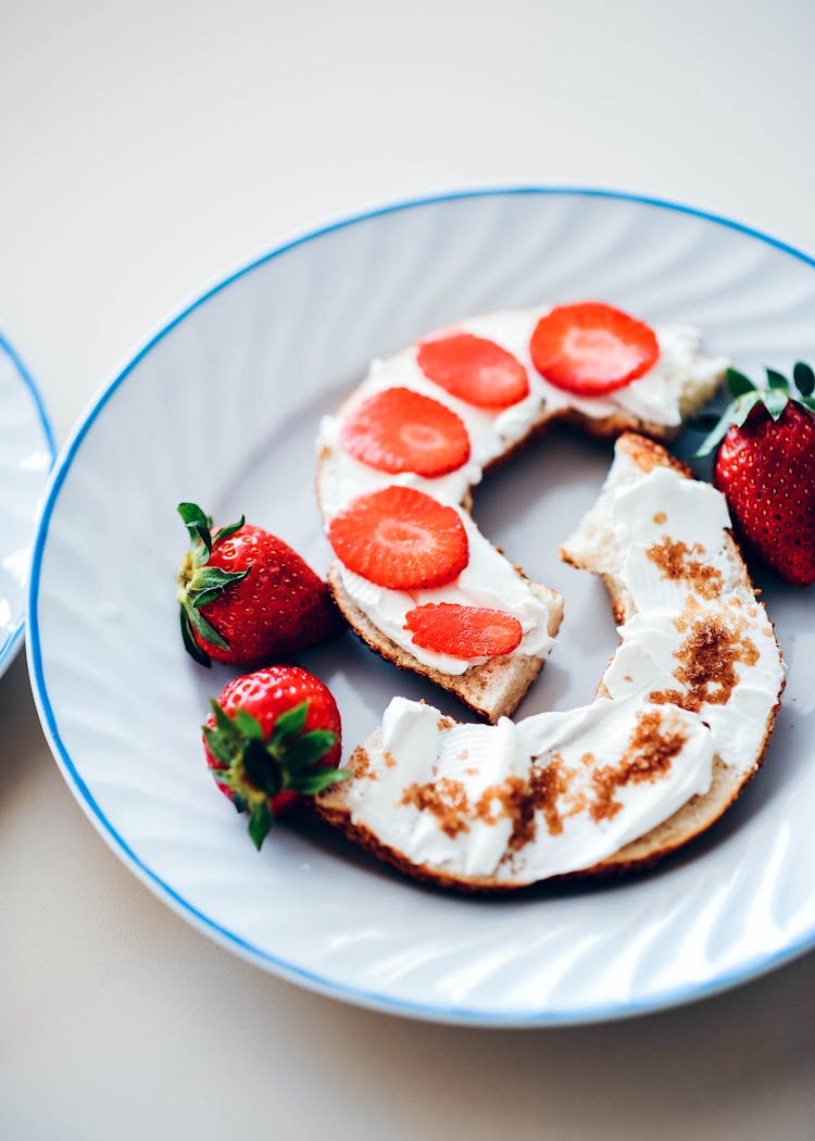 Bagel With Cream Cheese And Strawberries