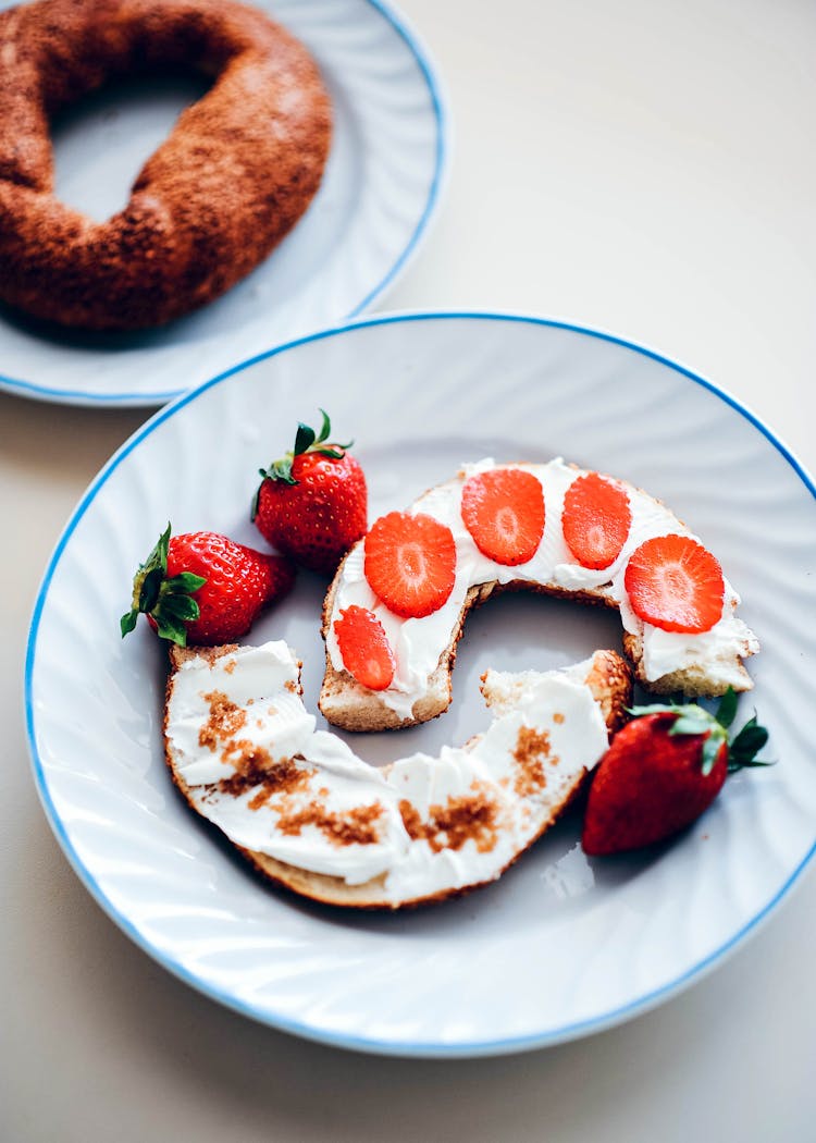 Bagel With Cream Cheese And Strawberries