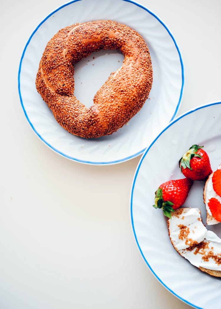 Bagel With Cream Cheese And Strawberries