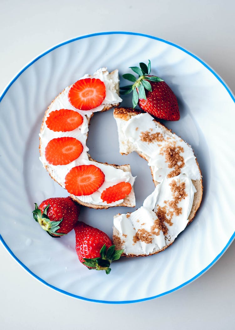 Bagel With Cream Cheese And Strawberries