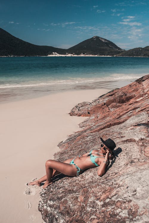 Gratuit Imagine de stoc gratuită din baie de soare, bikini, coastă Fotografie de stoc