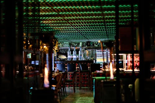 Ilmainen kuvapankkikuva tunnisteilla baari, bar counter, elintarvike- ja juomateollisuus Kuvapankkikuva
