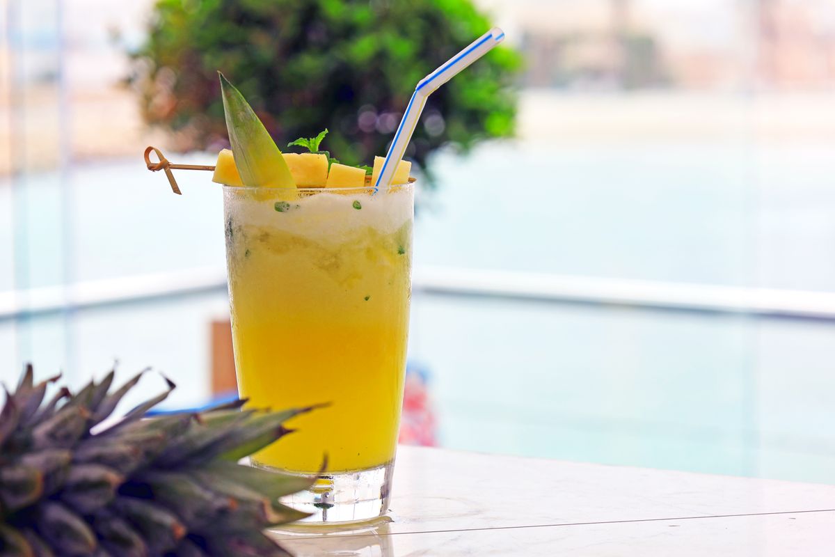 Erfrischende Sommerlimonaden: 4 Rezeptideen für heiße Tage — Zubereitung Schritt für Schritt